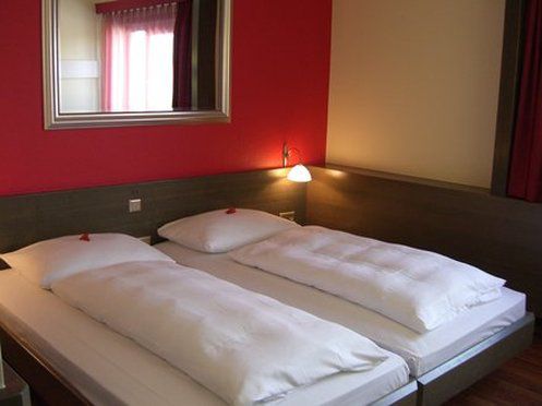 Stadthotel Heilbronn Rum bild
